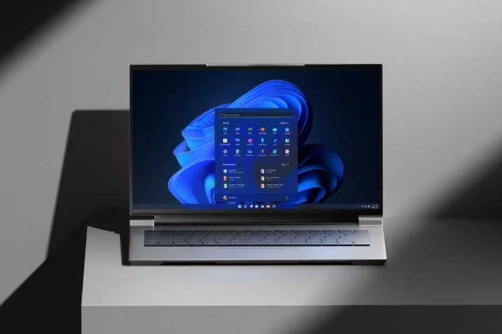 licente-microsoft-retail-de-la-universeos-ro